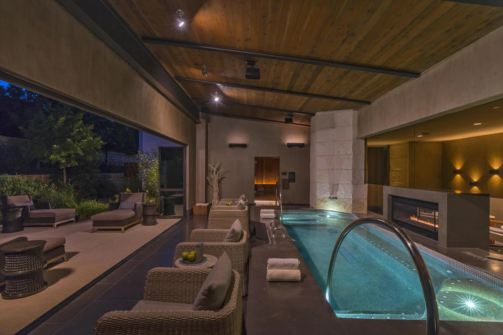 Private spa and pool